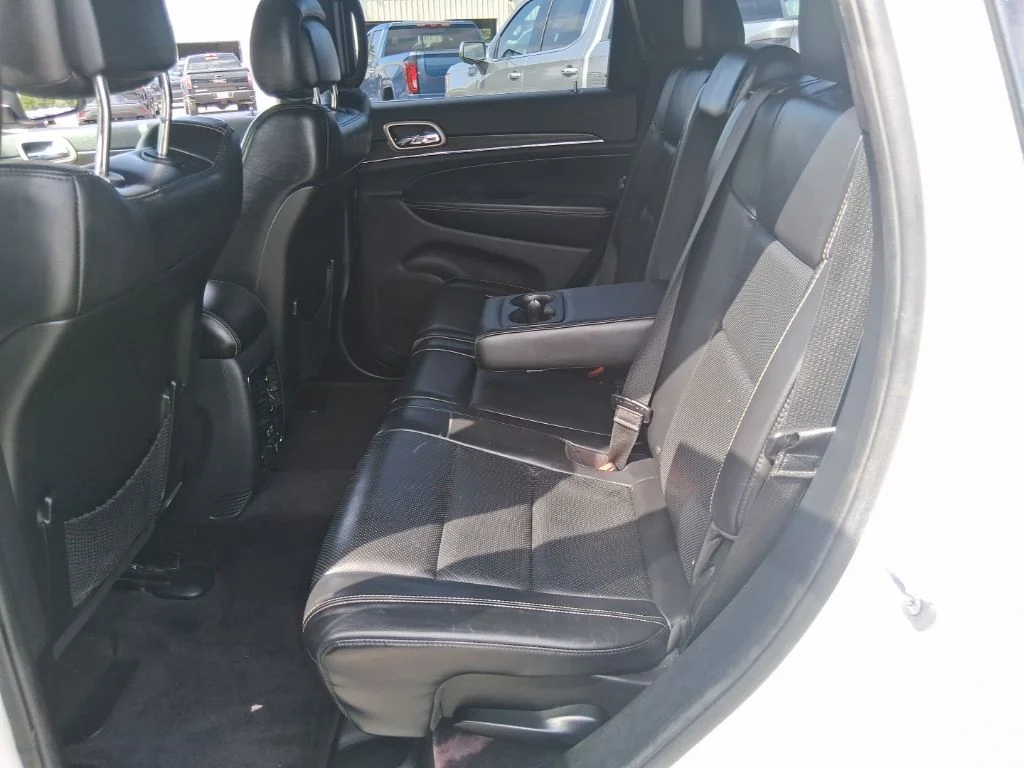 Used 2017 White Jeep Limited image 18
