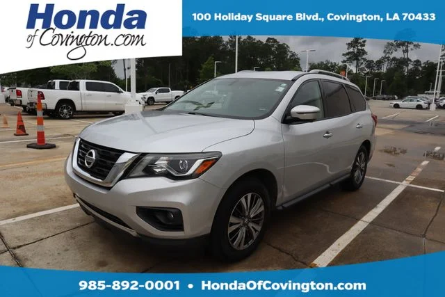 2019 Nissan Pathfinder SL 2WD's photo