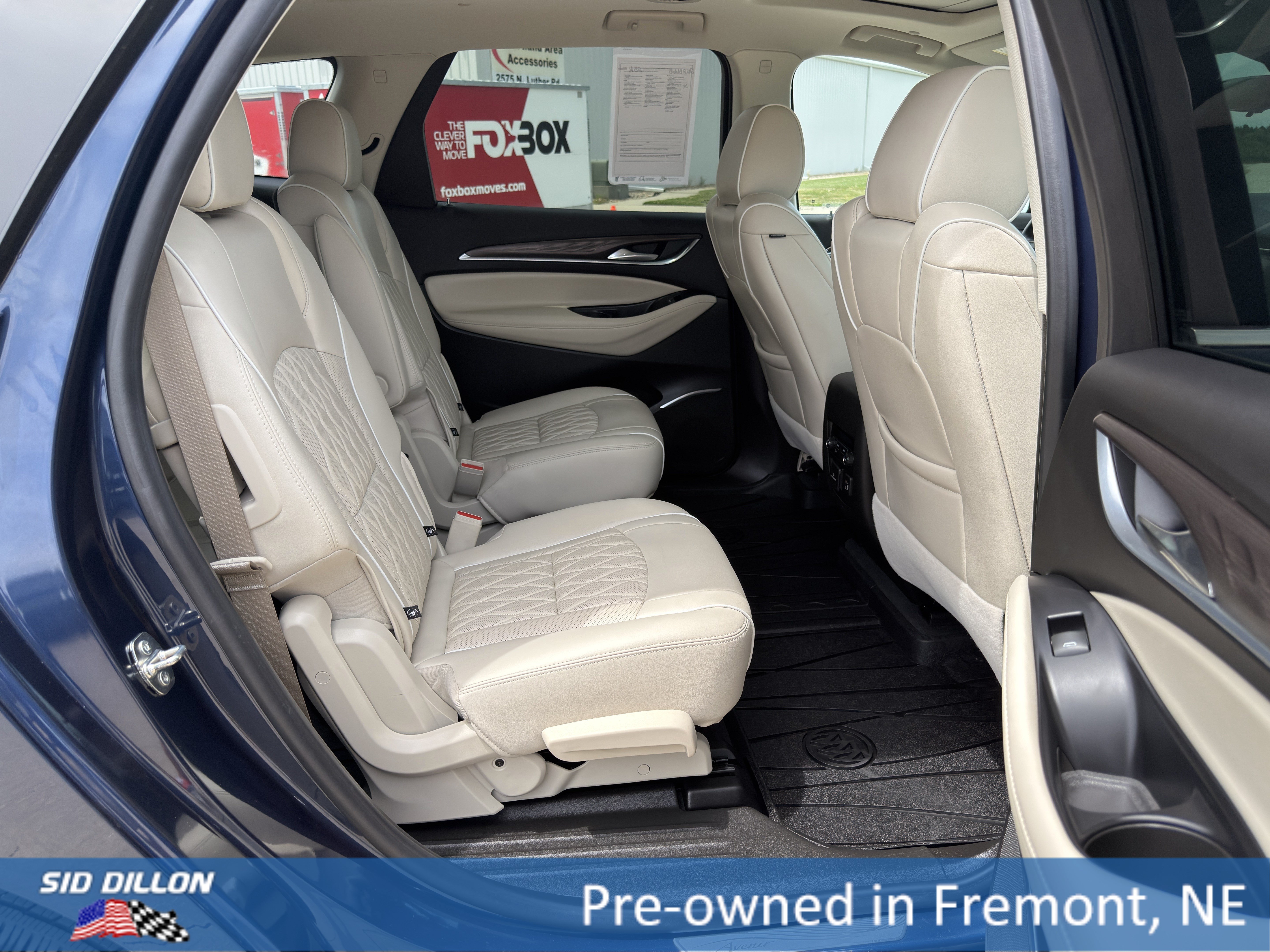 Used 2023 Emperor Blue Metallic Buick Avenir image 19