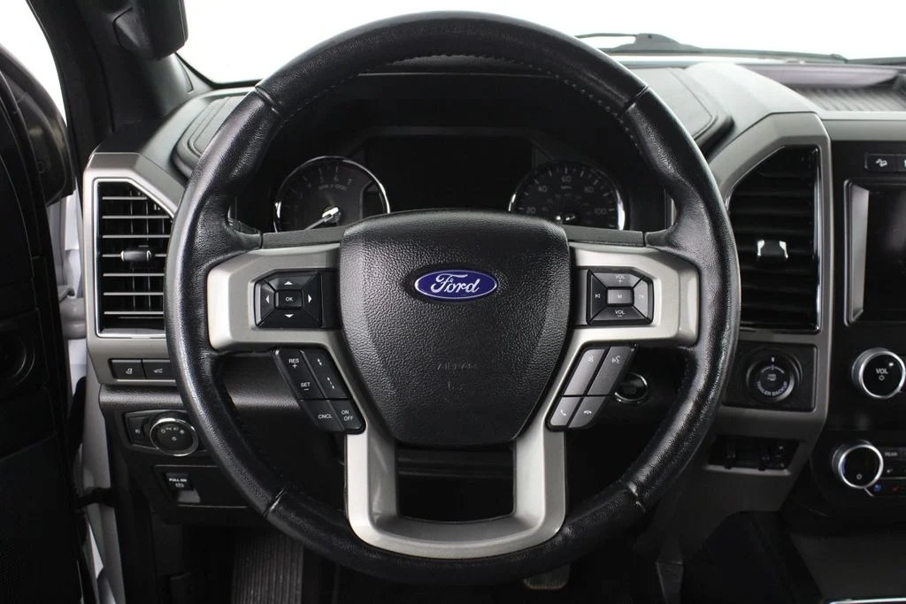 Used 2021 White Ford XLT image 25