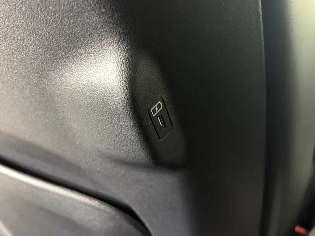 New 2027 Black Jade Green Kia X-Line EX image 38