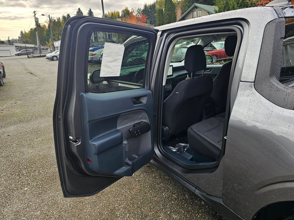 New 2025 Carbonized Gray Metallic Ford XLT image 15