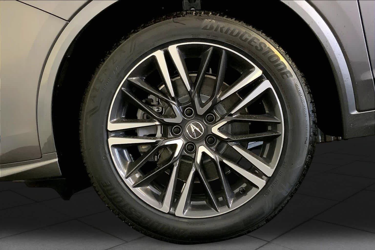 New 2026 Liquid Carbon Metallic Acura With Advance Package image 18