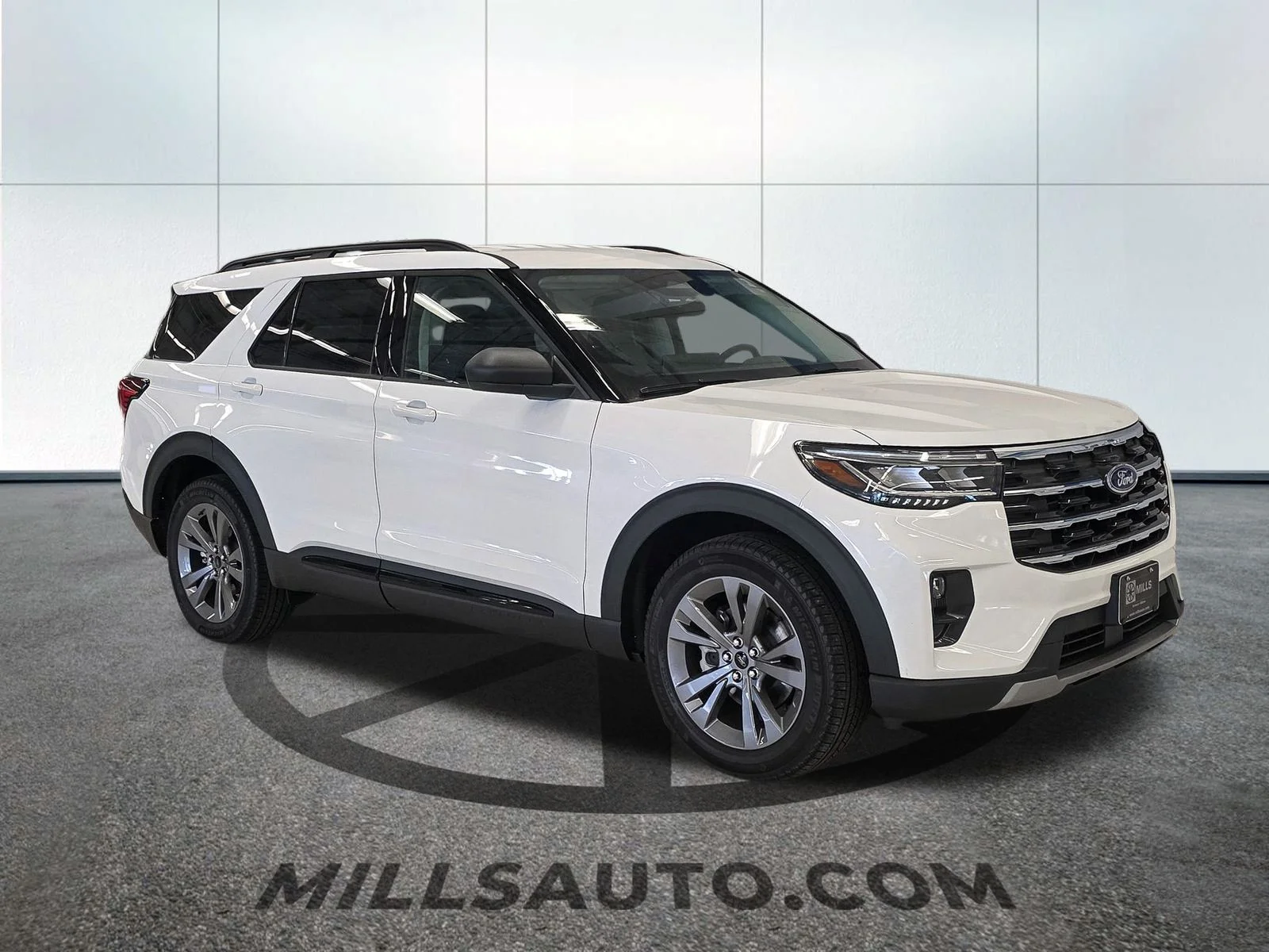 New 2026 Star White Metallic Tri-Coat Ford Active image 10