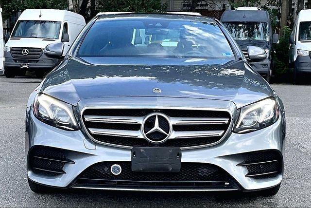 Used 2017 Gray Mercedes-Benz E 300 image 2