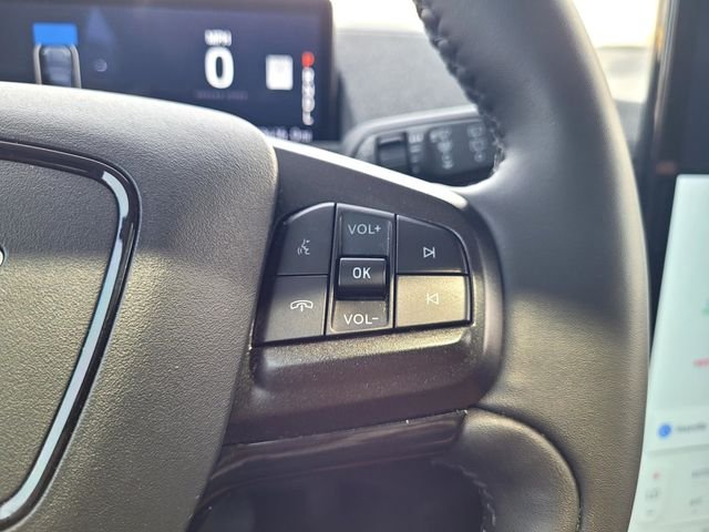 Used 2021 White Ford Premium image 23