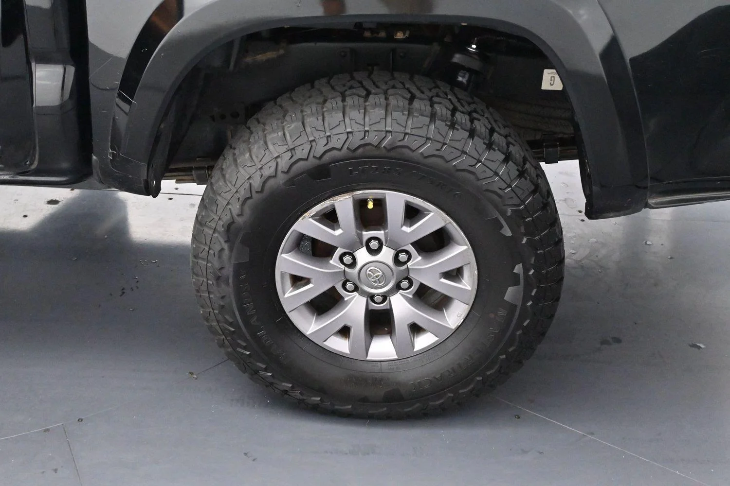 Used 2016 Black Toyota SR image 29