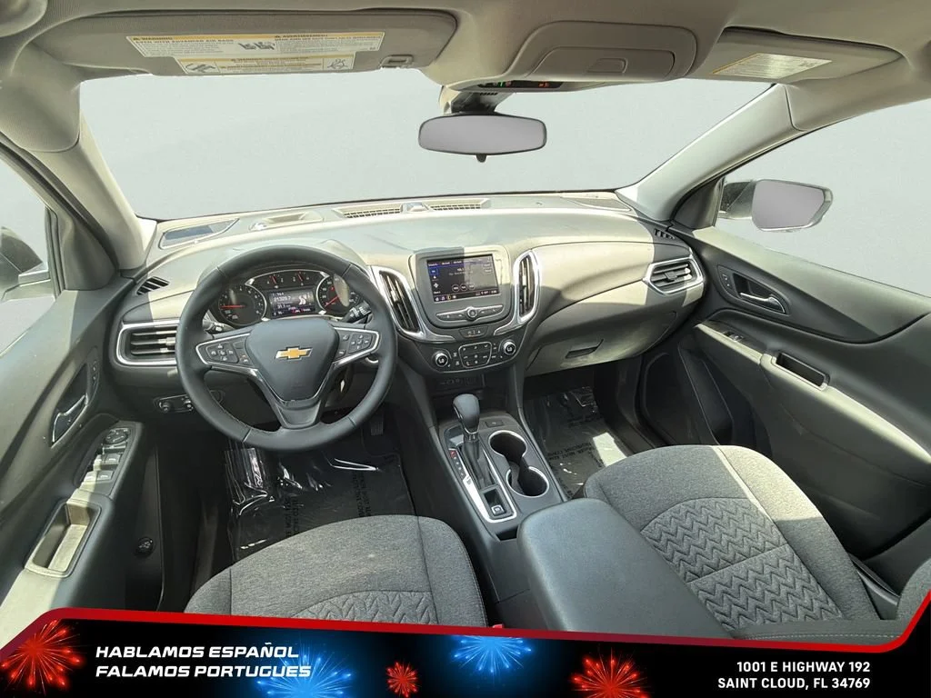 Used 2024 Summit White Chevrolet LT image 24