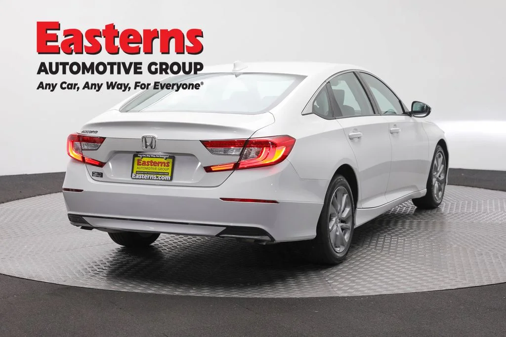 Used 2020 White Honda LX image 5