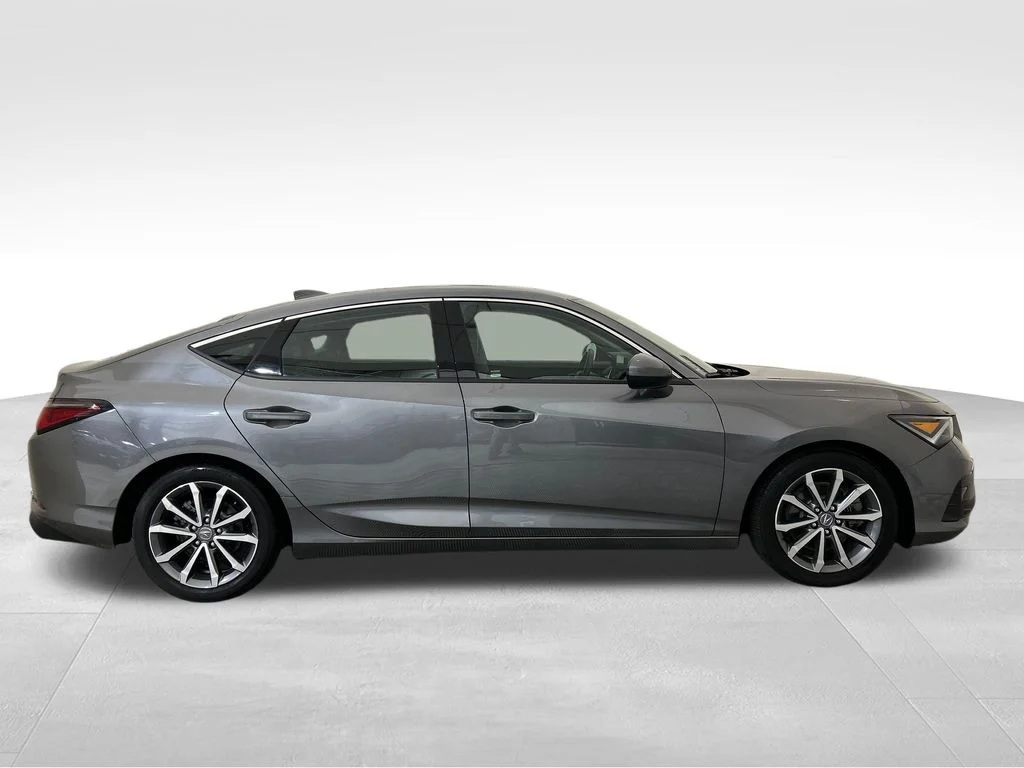 Certified Used 2023  Acura Base image 6