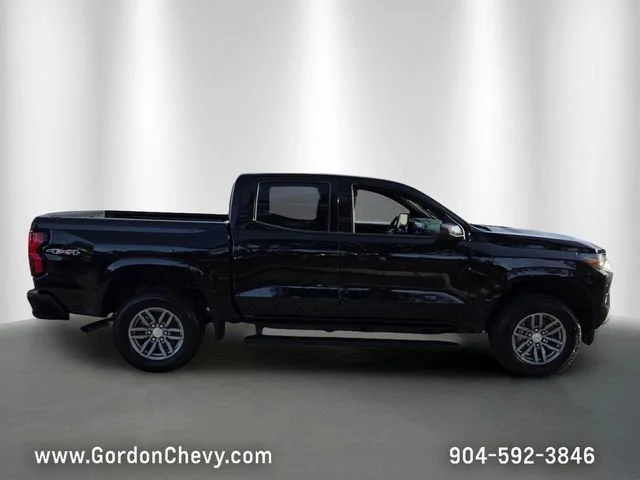 2026 Chevrolet Colorado LT - Photo 8