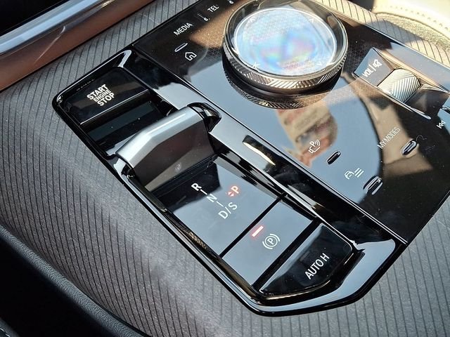 New 2026 Black Sapphire Metallic BMW 30 xDrive image 13