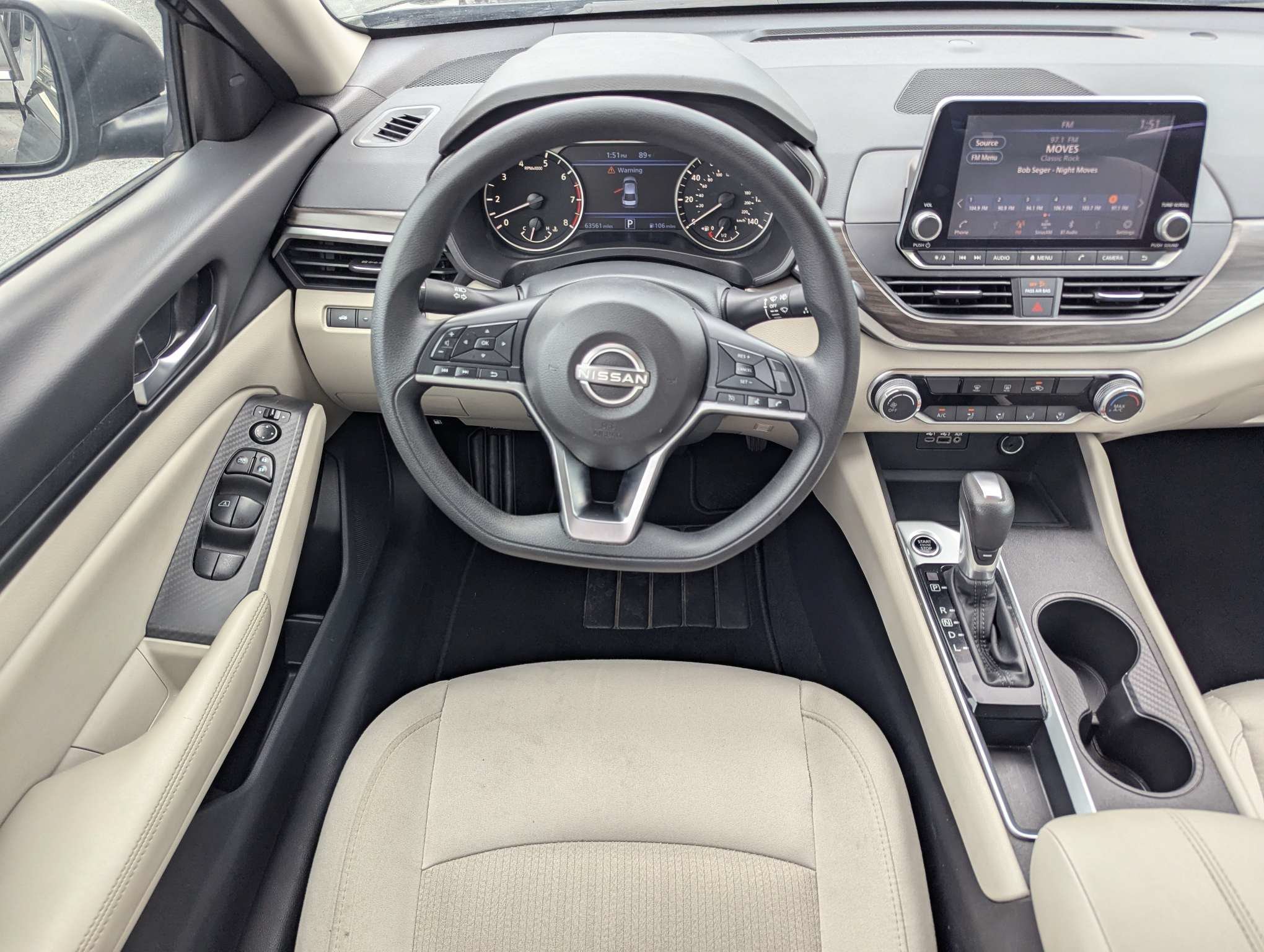 Used 2025 Black Nissan 2.5 SV image 13