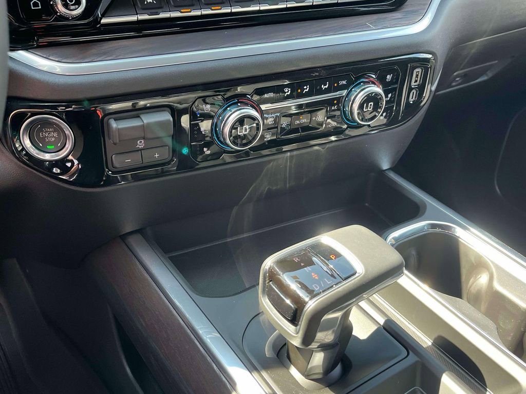 2026 GMC Sierra 1500 SLT - Photo 27