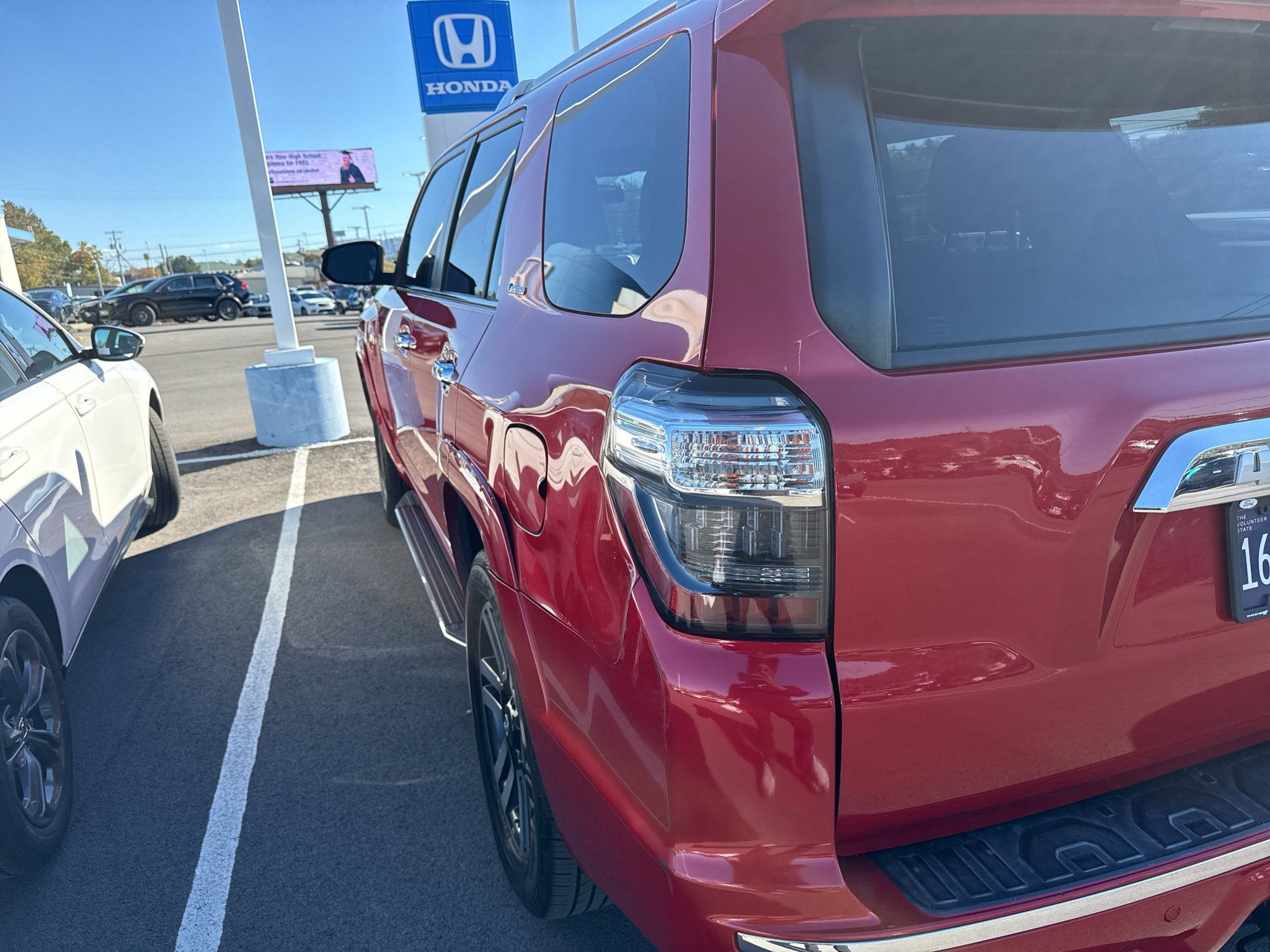 Used 2016 Barcelona Red Metallic Toyota Limited image 7