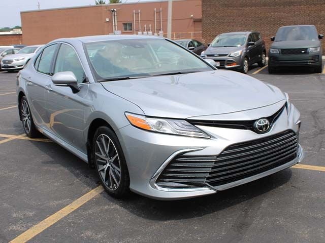 Used 2024 Celestial Silver Metallic Toyota XLE image 4