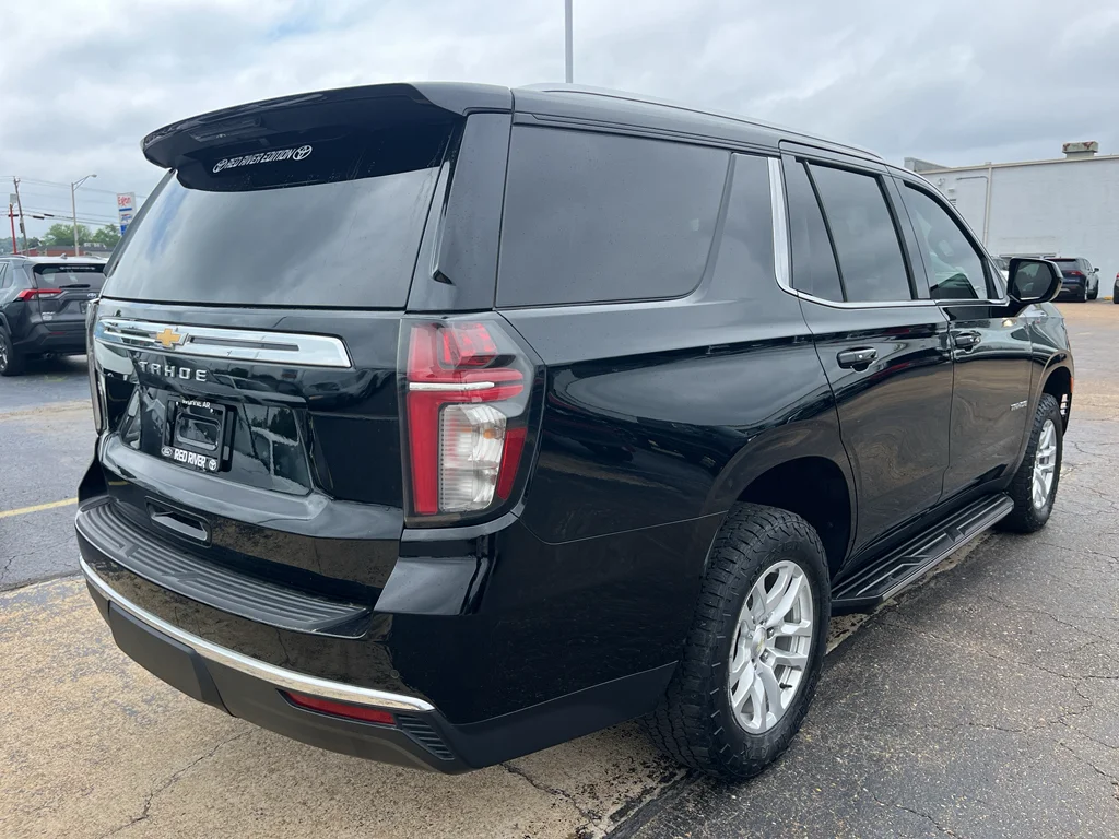Used 2023 Black Chevrolet LS image 5