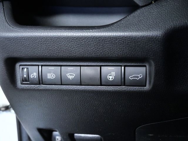 Certified Used 2022 White Toyota XLE image 25
