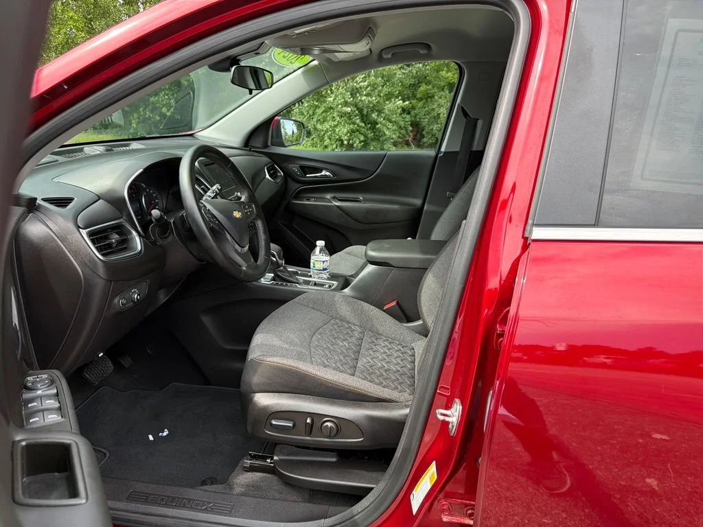 Used 2024 Radiant Red Tintcoat Chevrolet LT image 12
