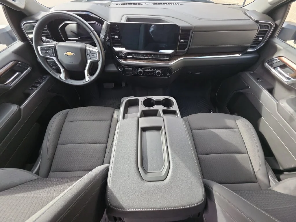 2025 Chevrolet Silverado 2500HD LT - Photo 21