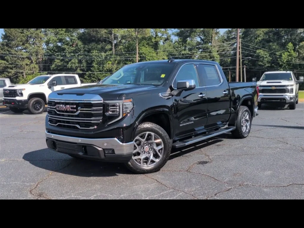 New 2026 Onyx Black GMC SLT image 28