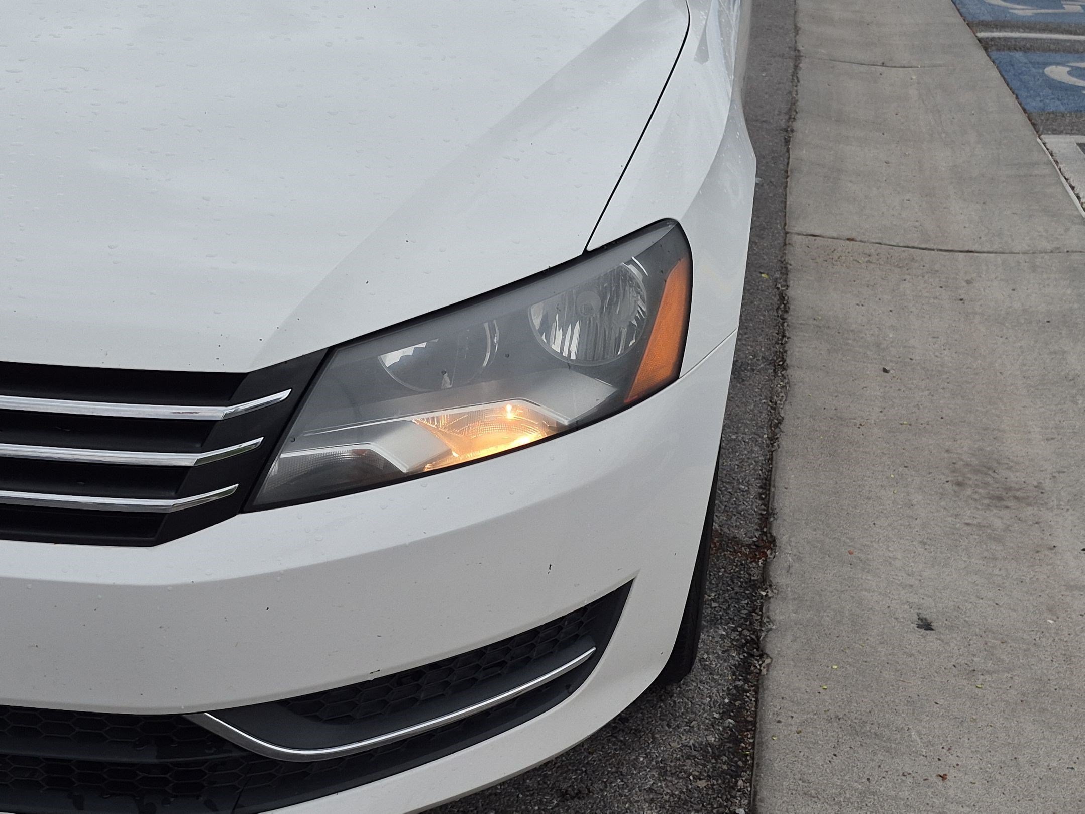 Used 2013 Candy White Volkswagen 2.5 SE image 9