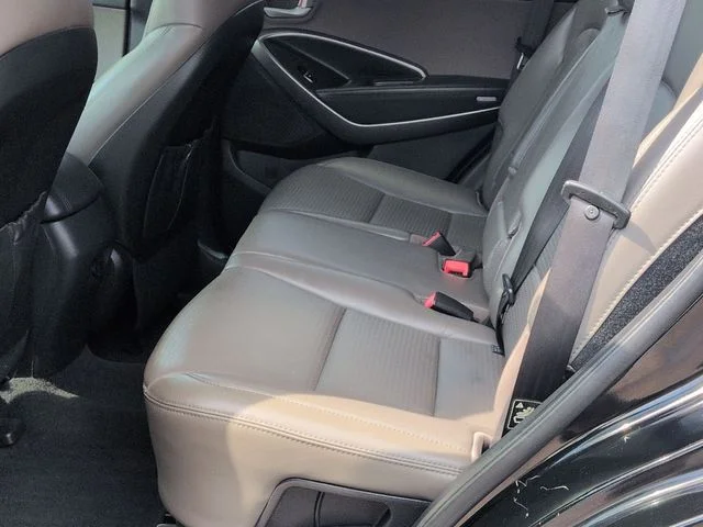 Used 2014 Black Hyundai Base image 22