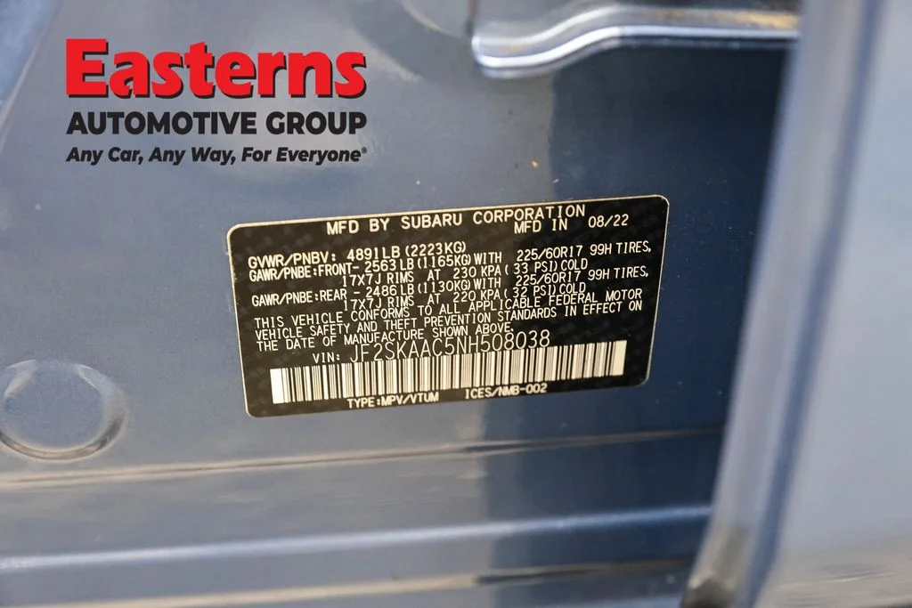 Used 2022 Blue Subaru Base image 35