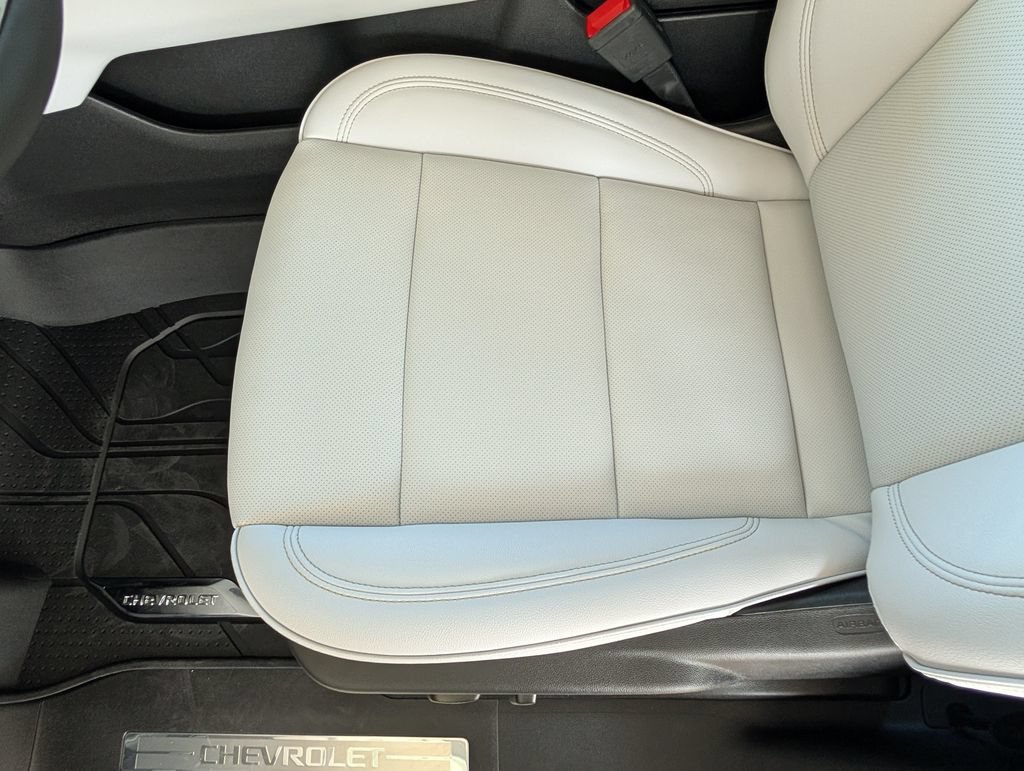 2026 Chevrolet Tahoe Premier - Photo 11
