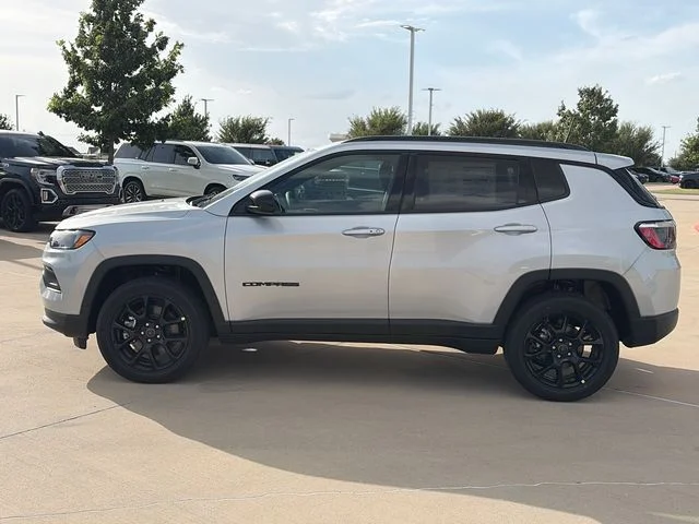 New 2026 Silver Zynith Metallic Clear-Coat Exterior Paint Jeep Latitude image 3