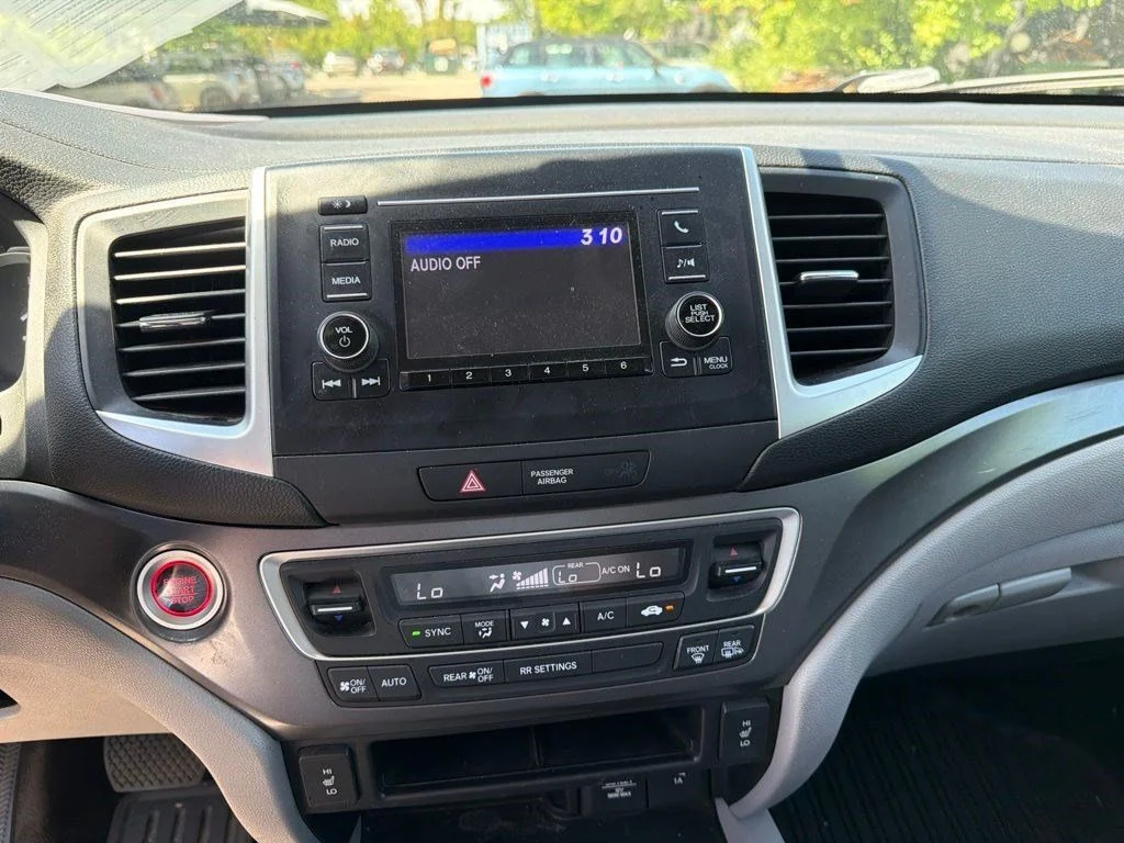 Used 2019 Gray Honda RTL image 14