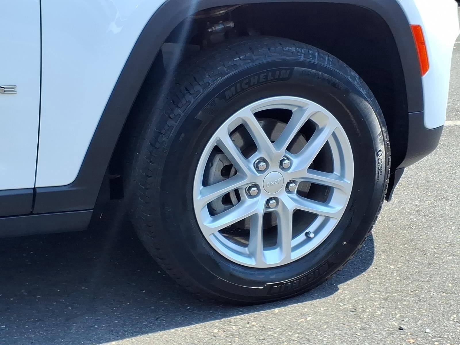 Used 2023 Bright White Clearcoat Jeep Laredo X image 12