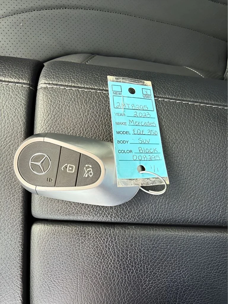 Used 2023 Black Mercedes-Benz 350+ SUV image 33