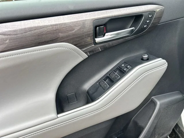 Used 2022 Celestial Silver Metallic Toyota Limited image 25