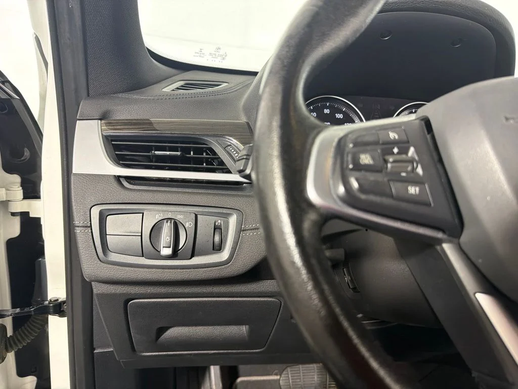 2021 BMW X1 28i - Photo 13