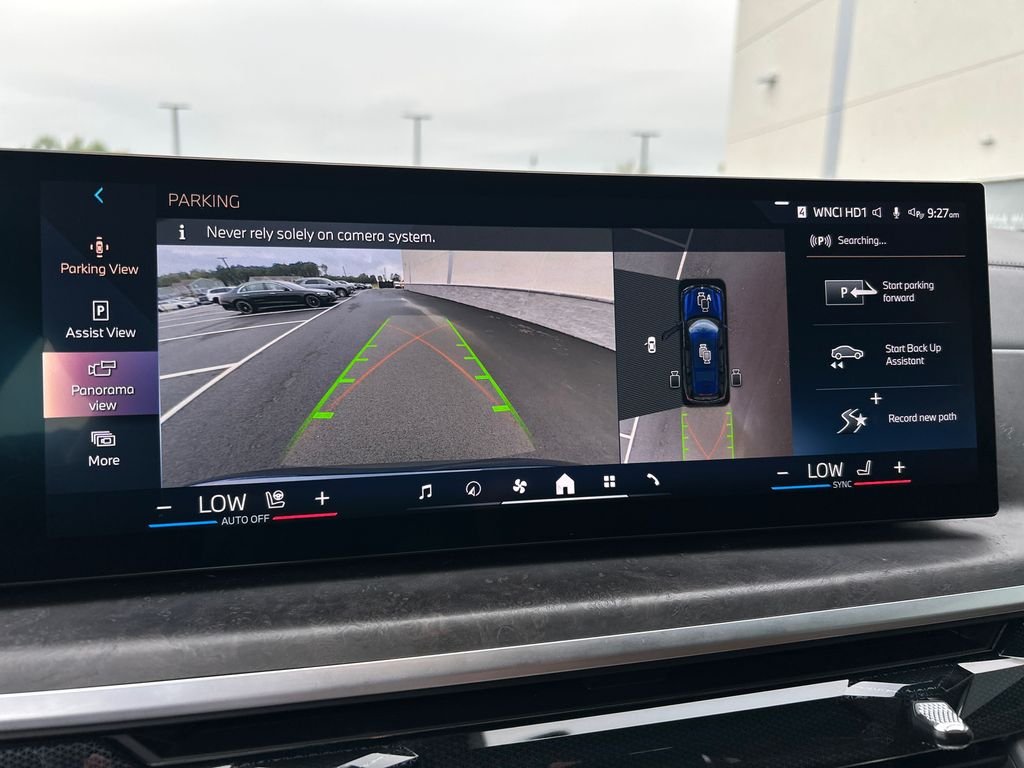 Used 2025 Blue BMW ALPINA XB7 image 19