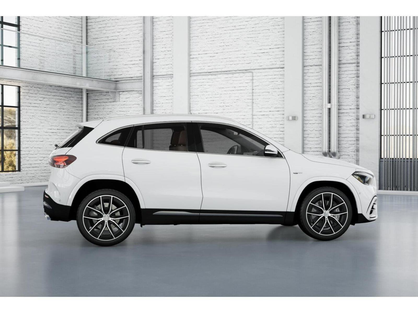 2026 Mercedes-Benz GLA AMG GLA 35 - Photo 17
