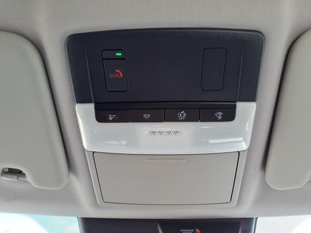 Used 2022  Mitsubishi SEL image 23