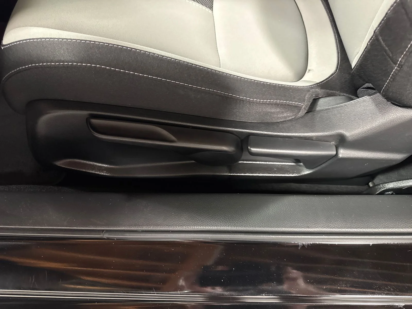 Used 2018  Honda LX-P image 15