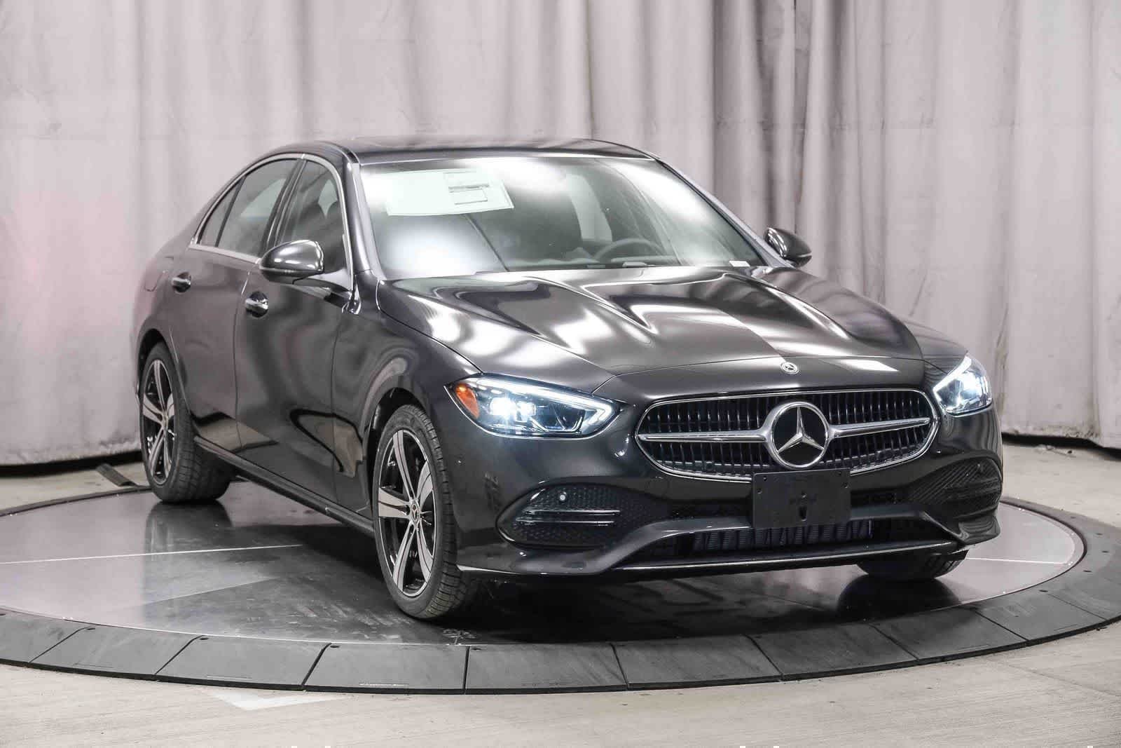 Nuevo Mercedes-Benz C 300 2026 en gris grafito metalizado, imagen 5