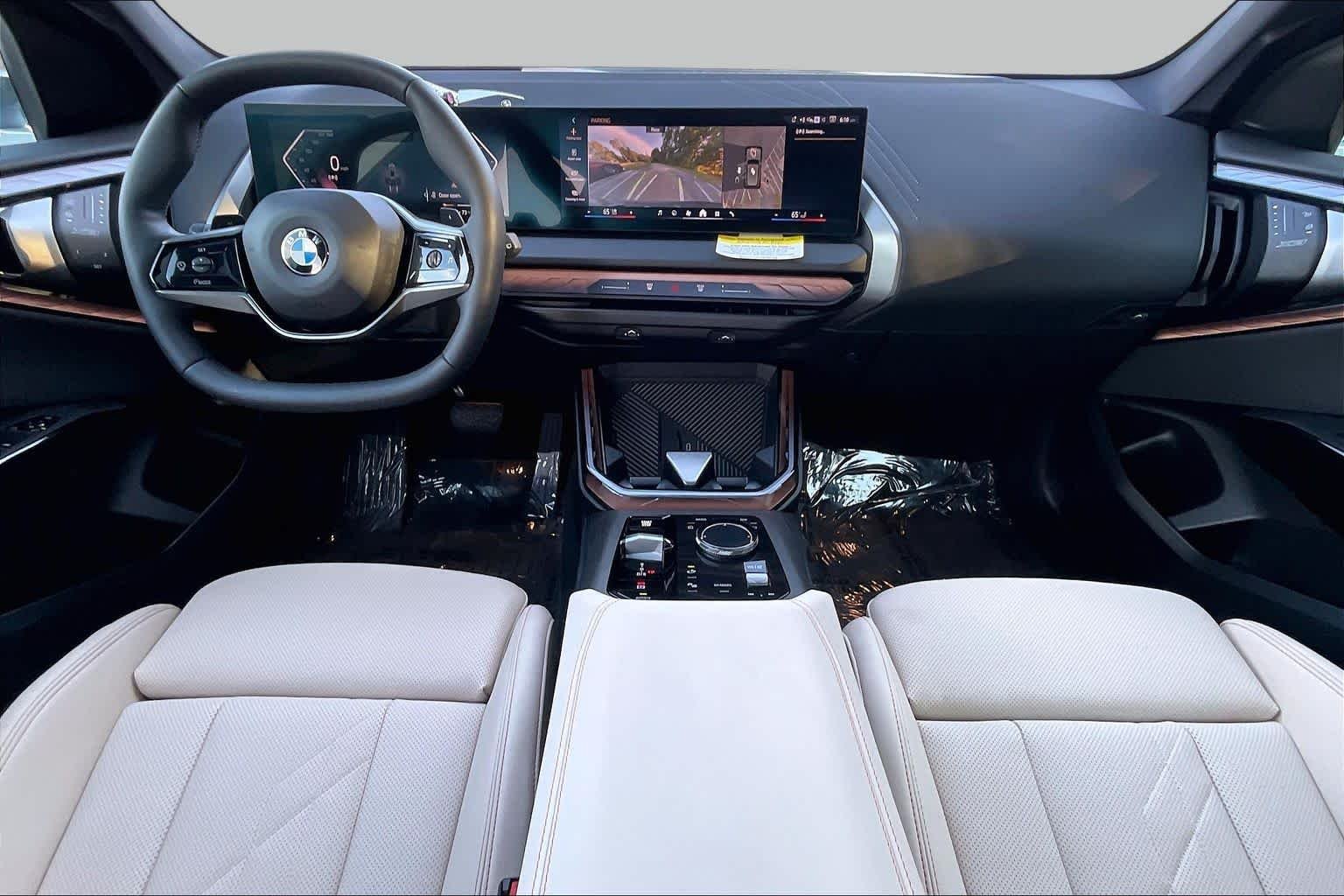 New 2026 Skyscraper Grey Metallic BMW 30 xDrive image 5