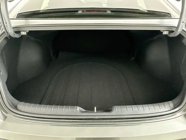 New 2026 Gray Hyundai SE image 22