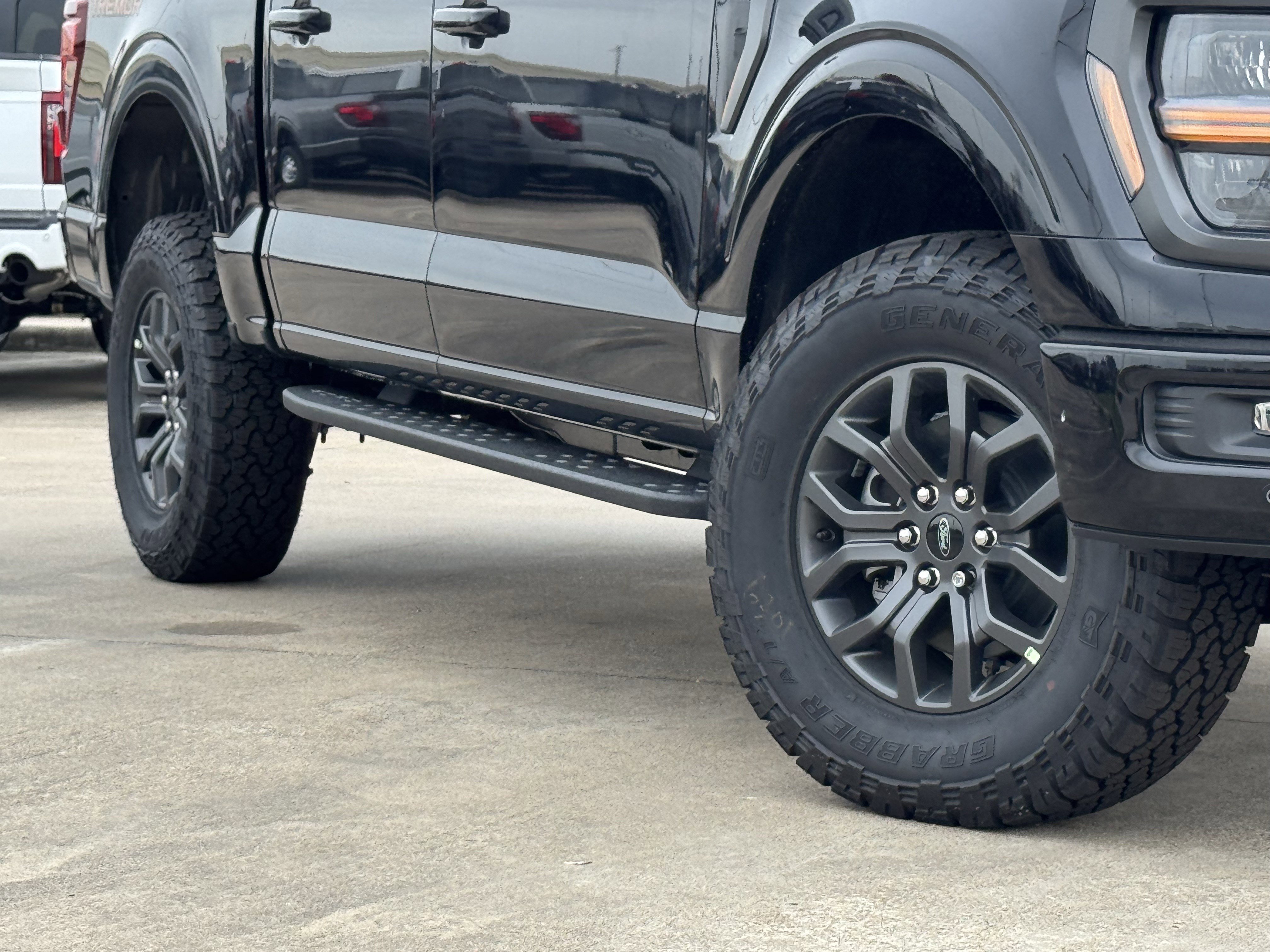 New 2026 Agate Black Metallic Ford Tremor image 11