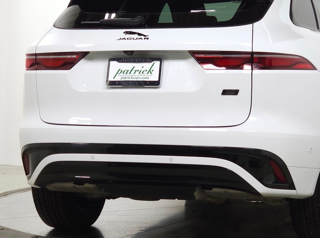 2026 Jaguar F-Pace R-Dynamic S - Photo 8