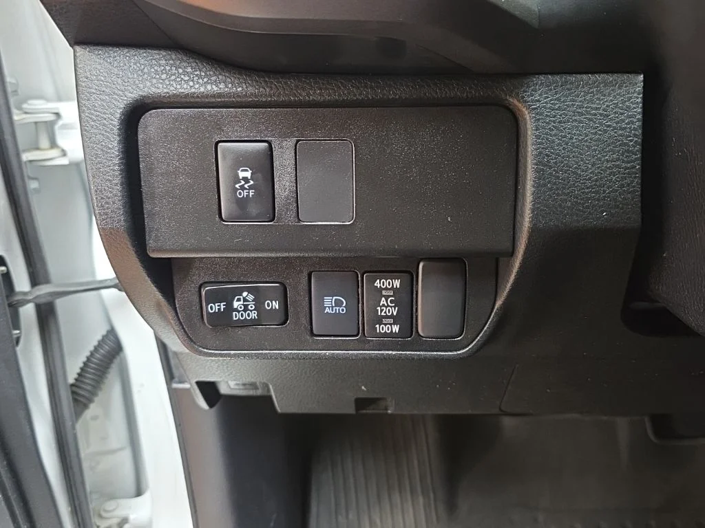 Used 2022 White Toyota TRD Off-Road image 25