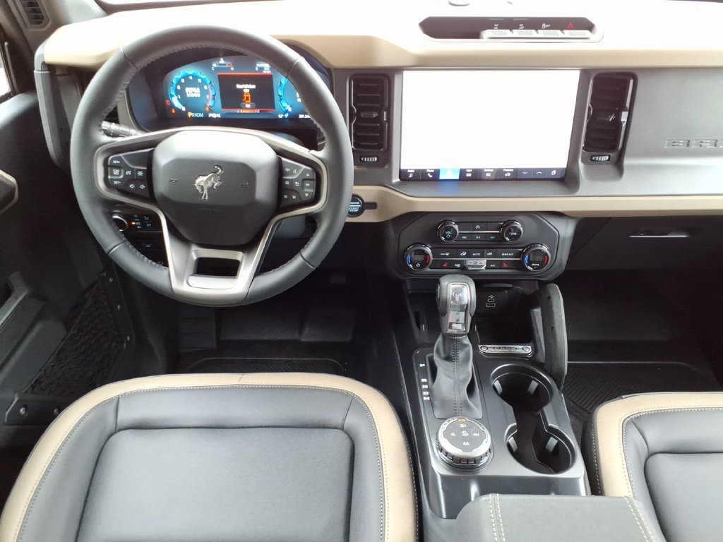 New 2026 Avalanche Gray Ford Big Bend® image 16