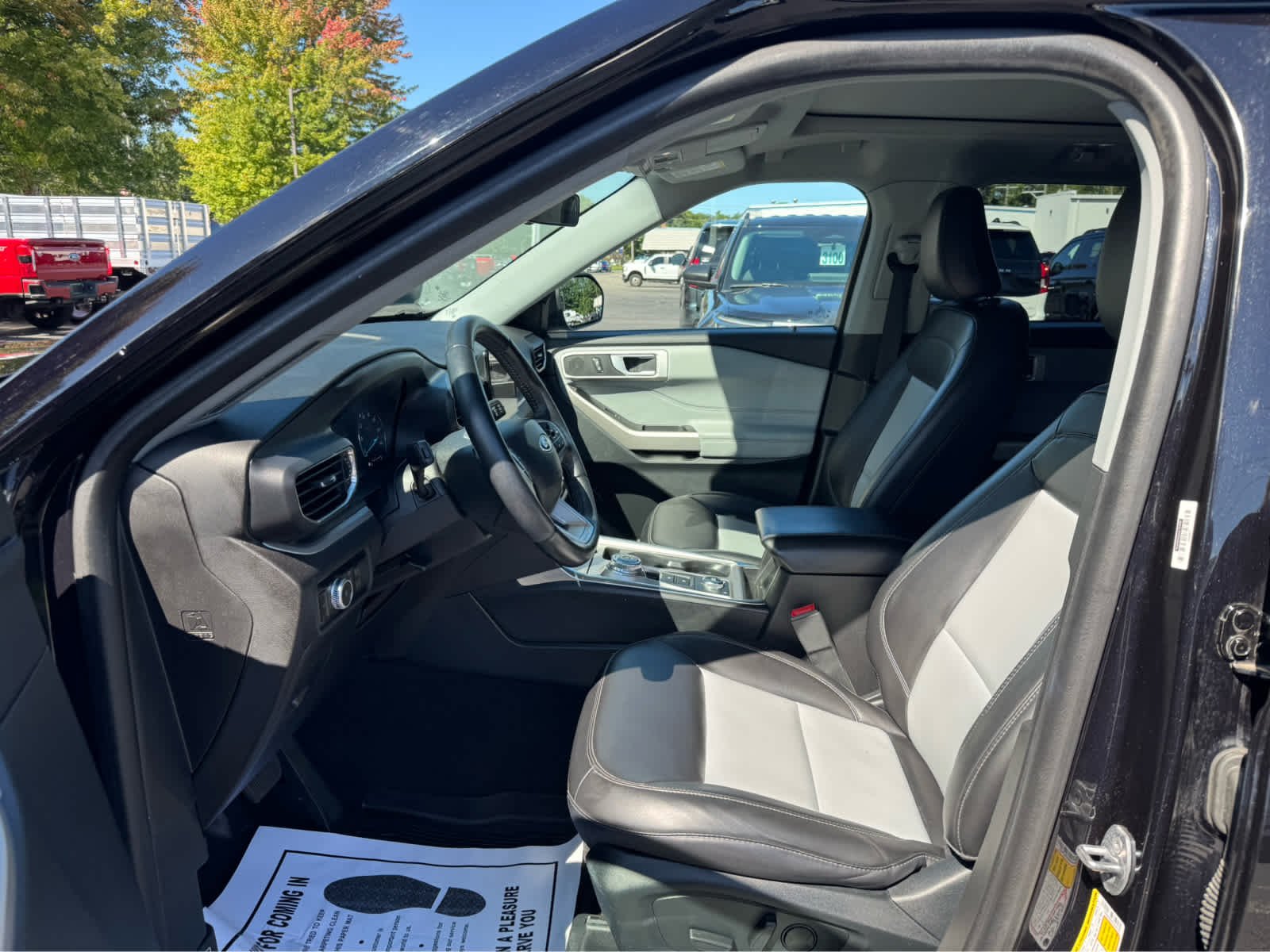 Used 2023 Agate Black Ford XLT image 10
