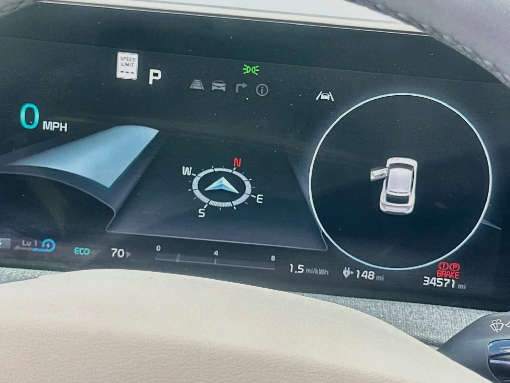 Certified Used 2023  Kia Wind image 12