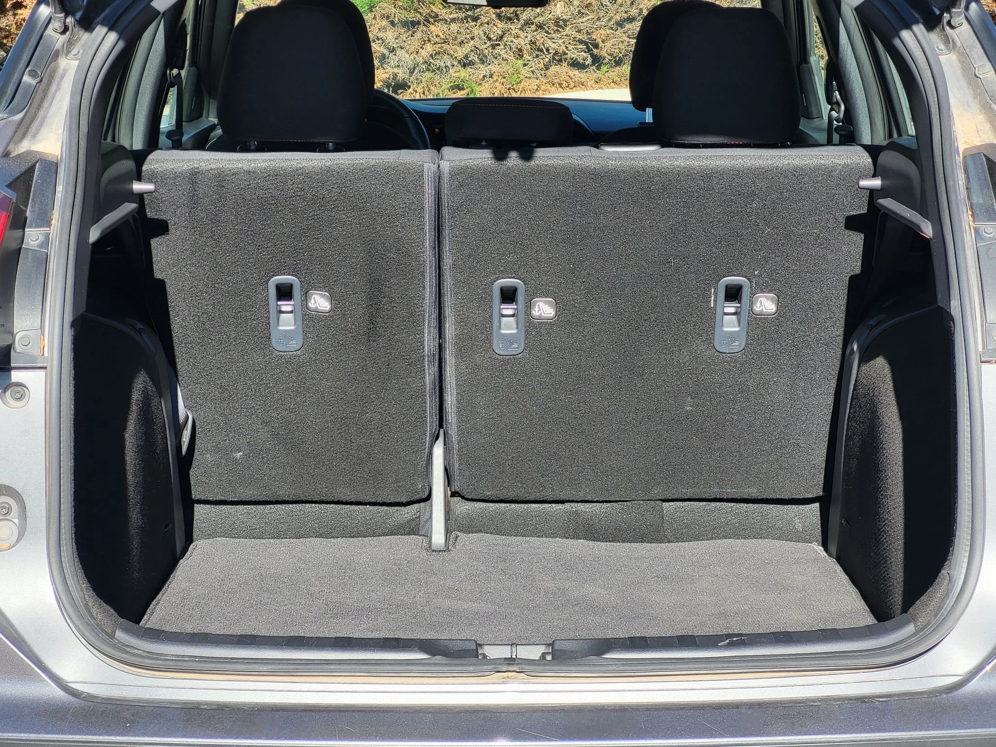 Used 2024 Boulder Gray Pearl Nissan SR image 29