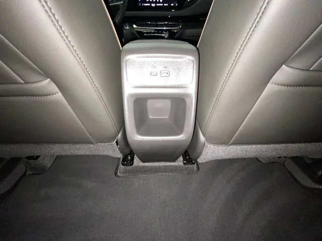 Used 2025 White Buick Avenir image 28